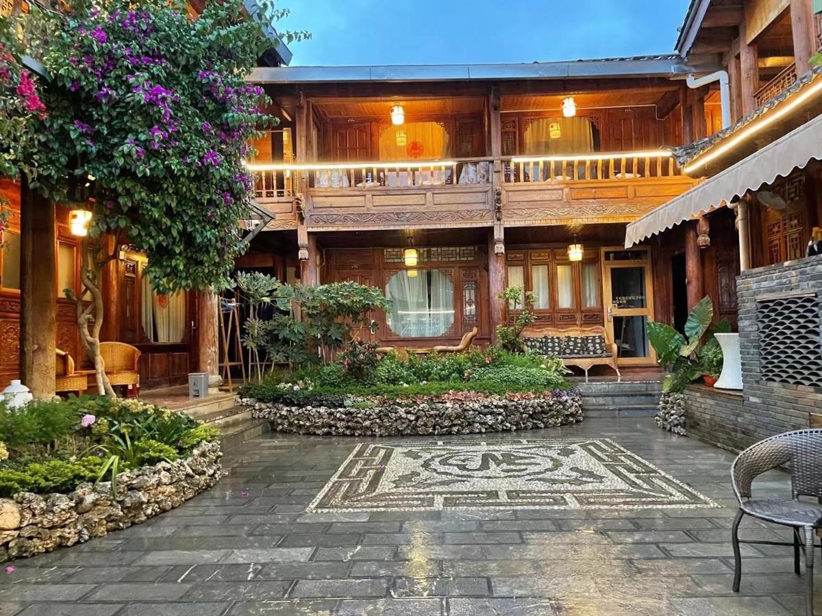 Lijiang Rongyi Homestay Екстериор снимка