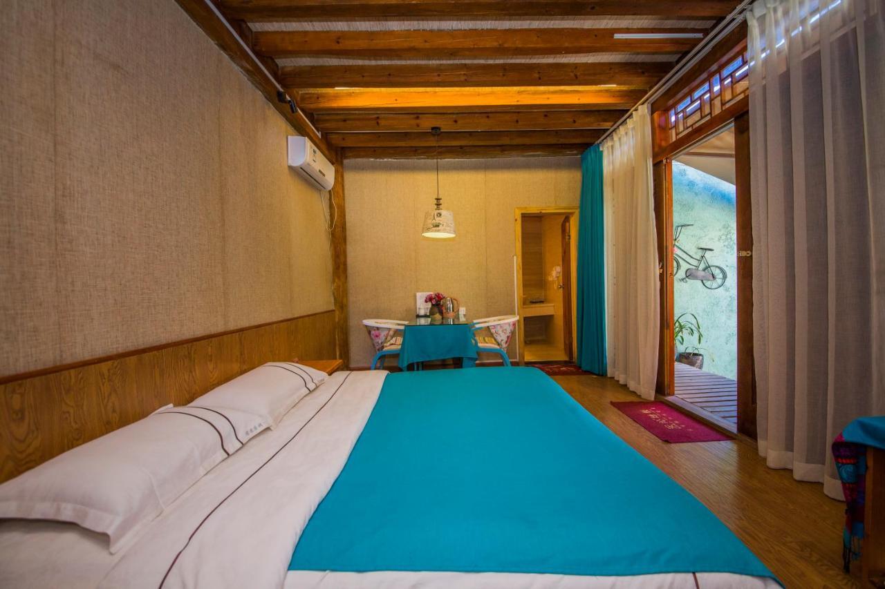 Lijiang Rongyi Homestay Екстериор снимка